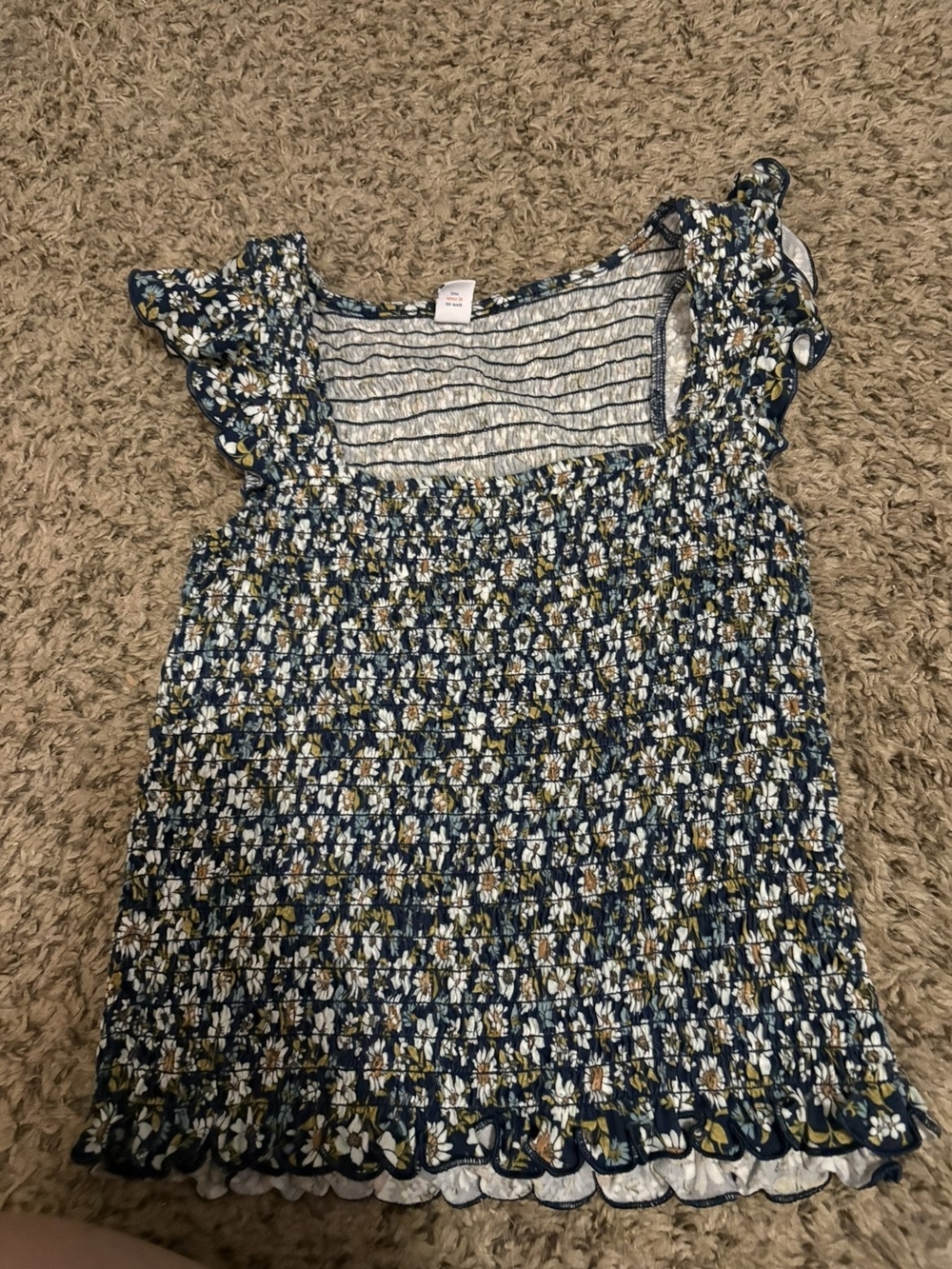 Old Navy Navy Floral Smocked Top with White and Yellow Daisies